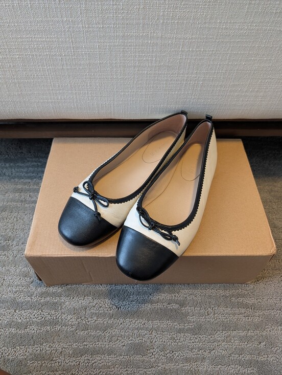 Boden Shoes - Boden Two Tone Ballet Flats